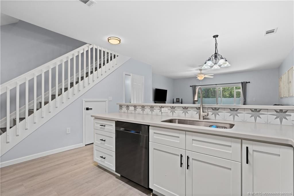 5012 SE Mariner Garden Circle, Stuart, FL 34997 Photo