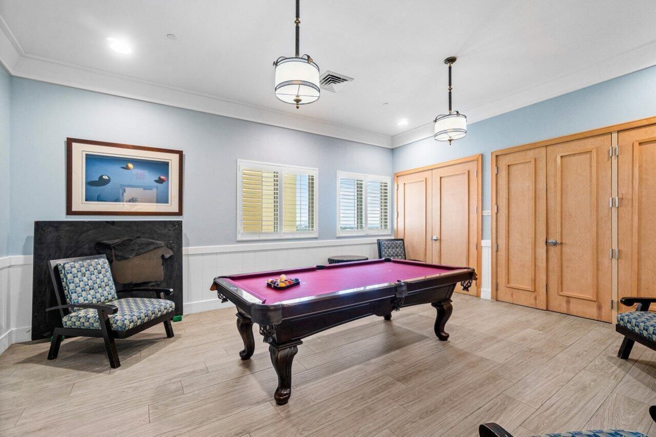 2640 Lake Shore Drive, Unit 711, Riviera Beach, FL 33404 Photo