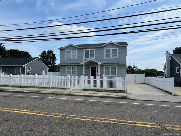 445 Albany Avenue , Amityville, NY 11701