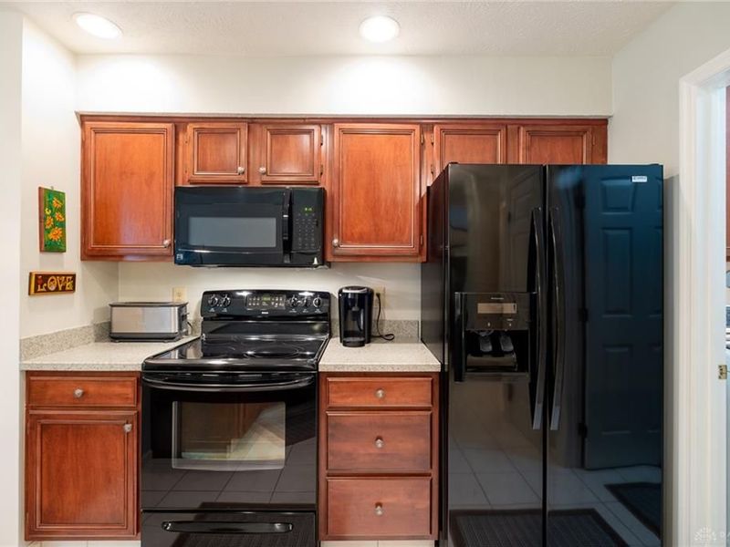 3906 W Summit Ridge Drive, Beavercreek, OH 45430 Photo 9