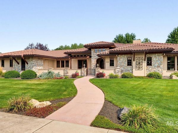 928 W Oceano Bello, Eagle, ID 83616