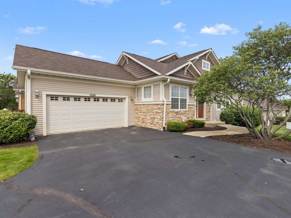 7586 Blairmore Dr, ROCKFORD, IL 61107