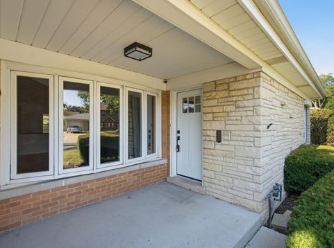 Main Photo