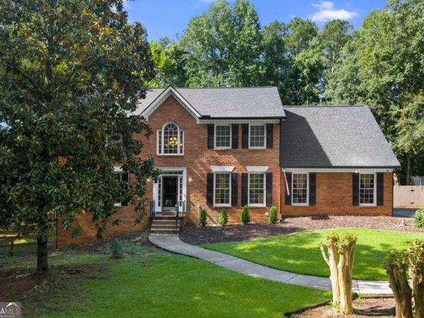 10560 Haynes Bridge Road, Alpharetta, GA 30022