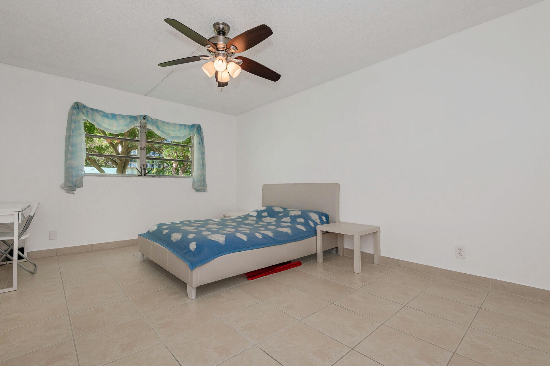1000 NE 12th Avenue, Unit 104, Hallandale Beach, FL 33009 Photo