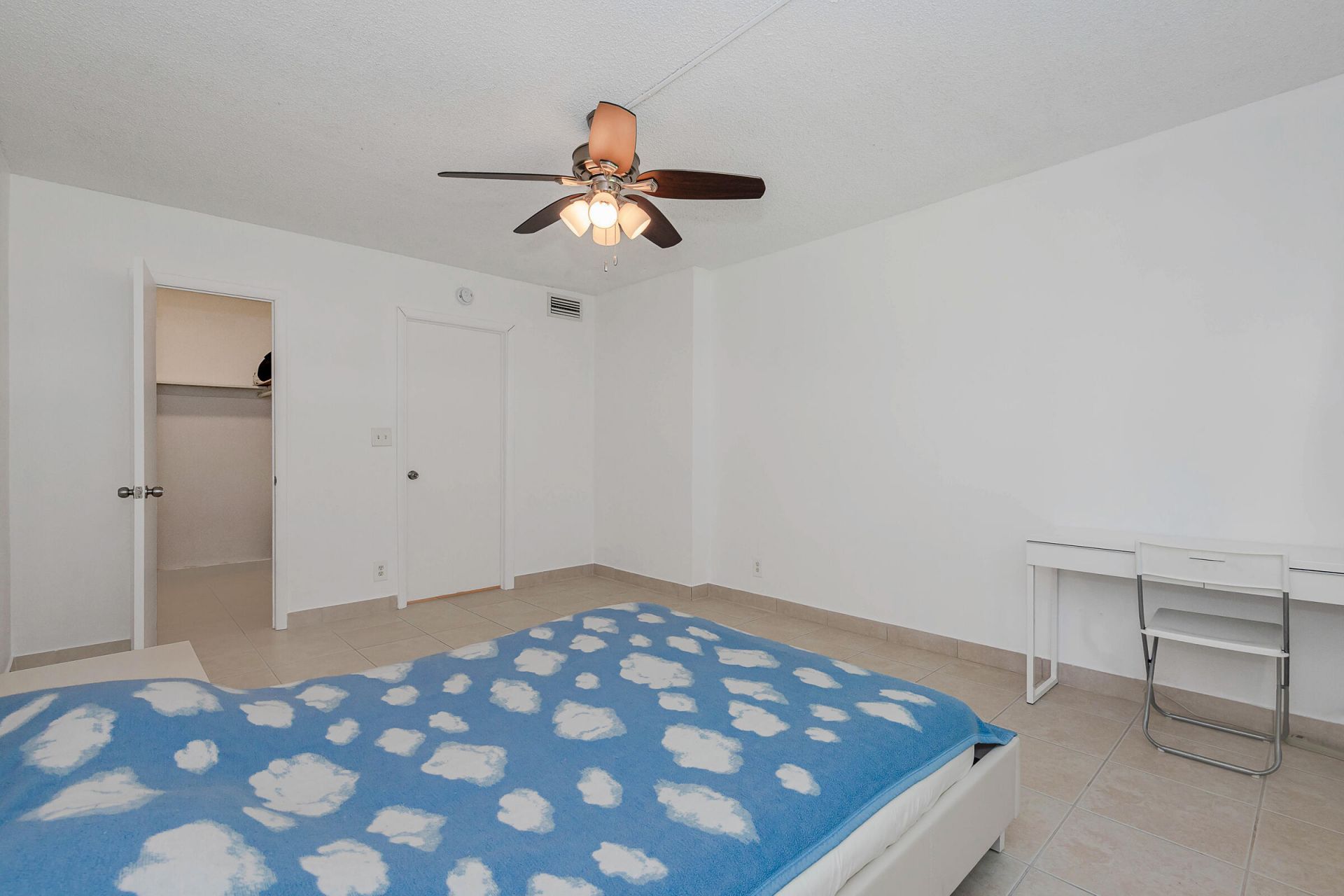 1000 NE 12th Avenue, Unit 104, Hallandale Beach, FL 33009 Photo
