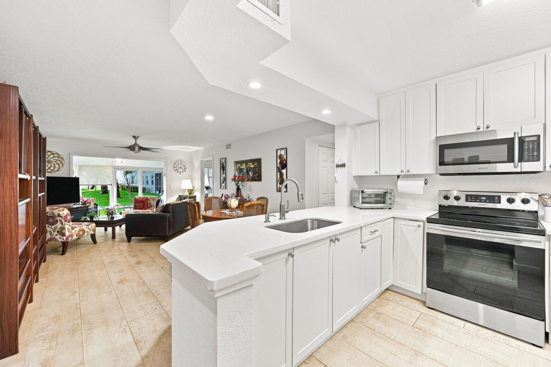 10382 NW 24th Place, Unit 105, Sunrise, FL 33322 Photo