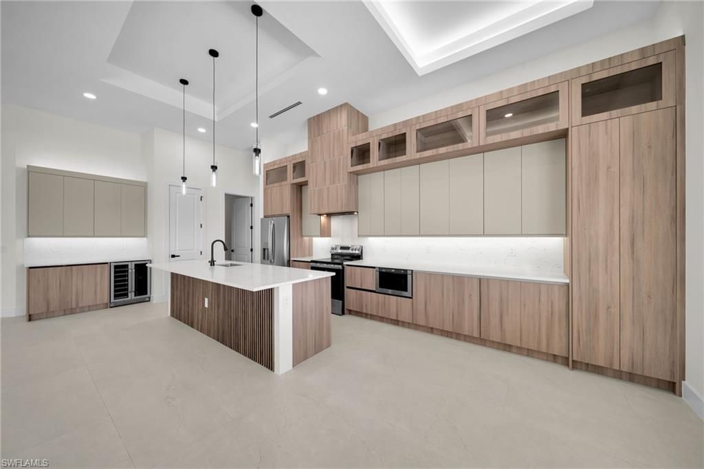 2127 NE 1st Ter, Cape Coral, FL 33909 Photo