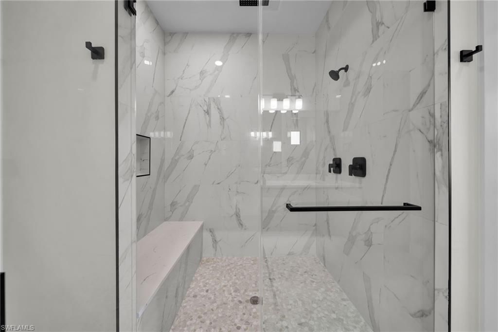 2127 NE 1st Ter, Cape Coral, FL 33909 Photo