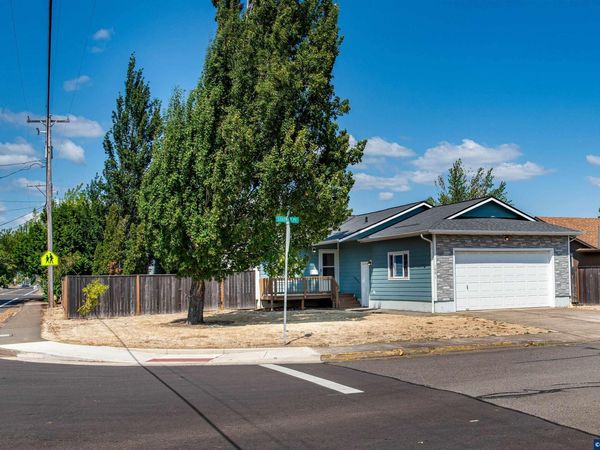 1901 Starker Pl, Philomath, OR 97370