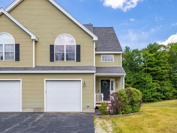 8 Alden Dr, Unit 8, Berlin, MA 01503