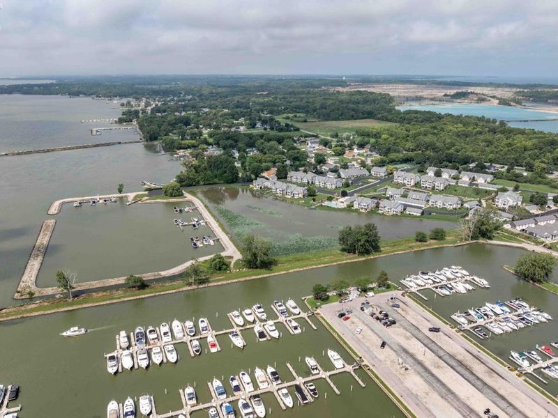 10654 E Bayshore Road, Unit 4, Marblehead, OH 43440 Photo 41