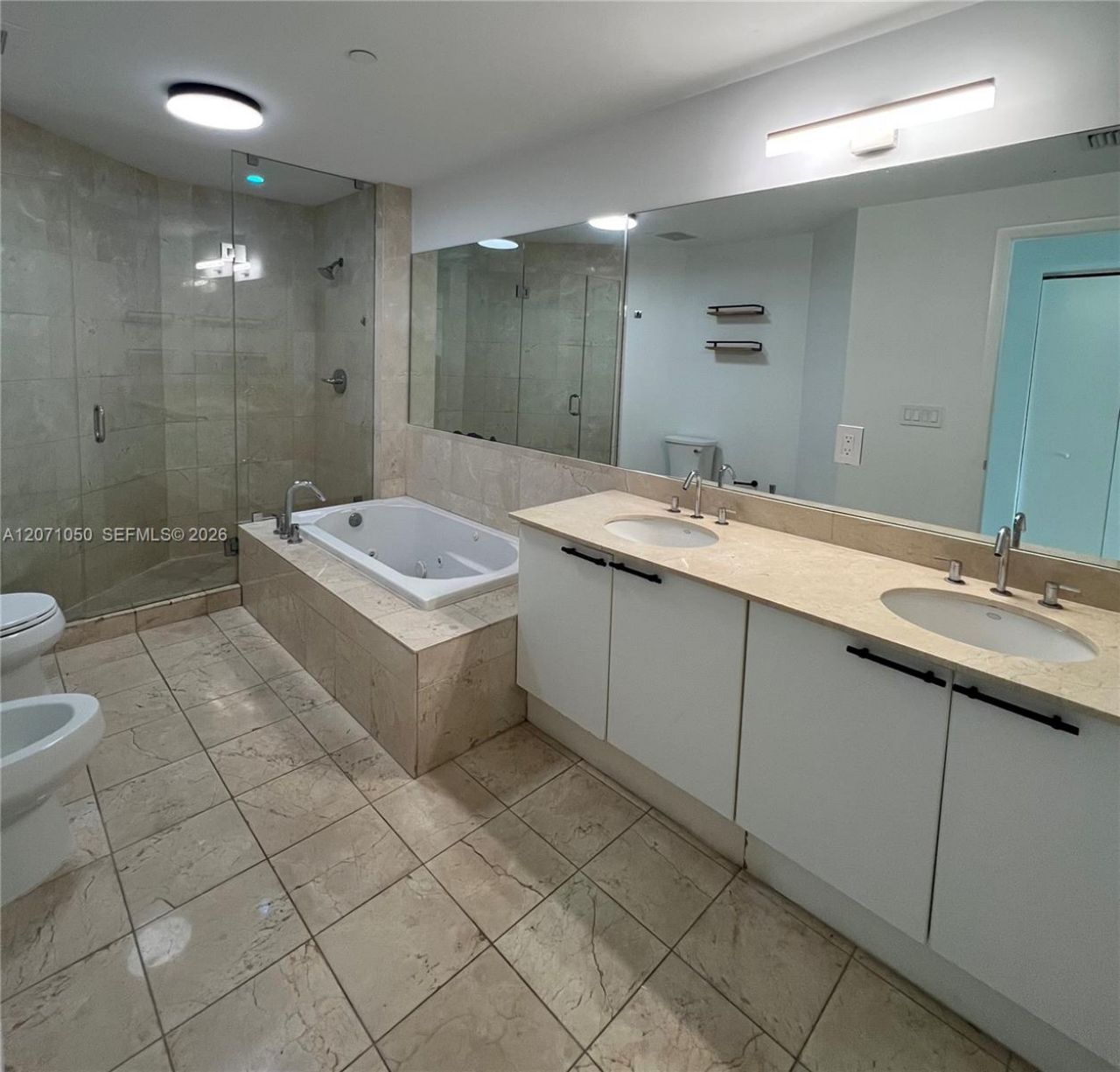 3131 NE 188th St #1-801 , Aventura, FL 33180 Photo