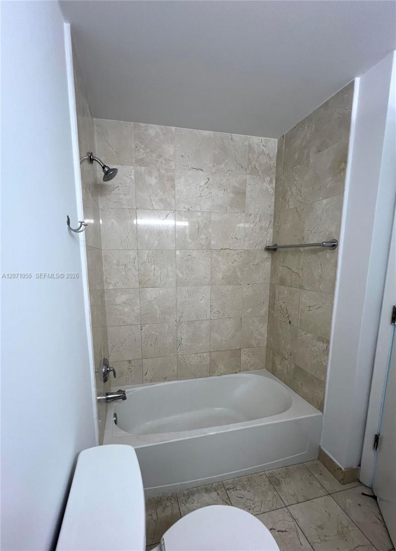3131 NE 188th St #1-801 , Aventura, FL 33180 Photo