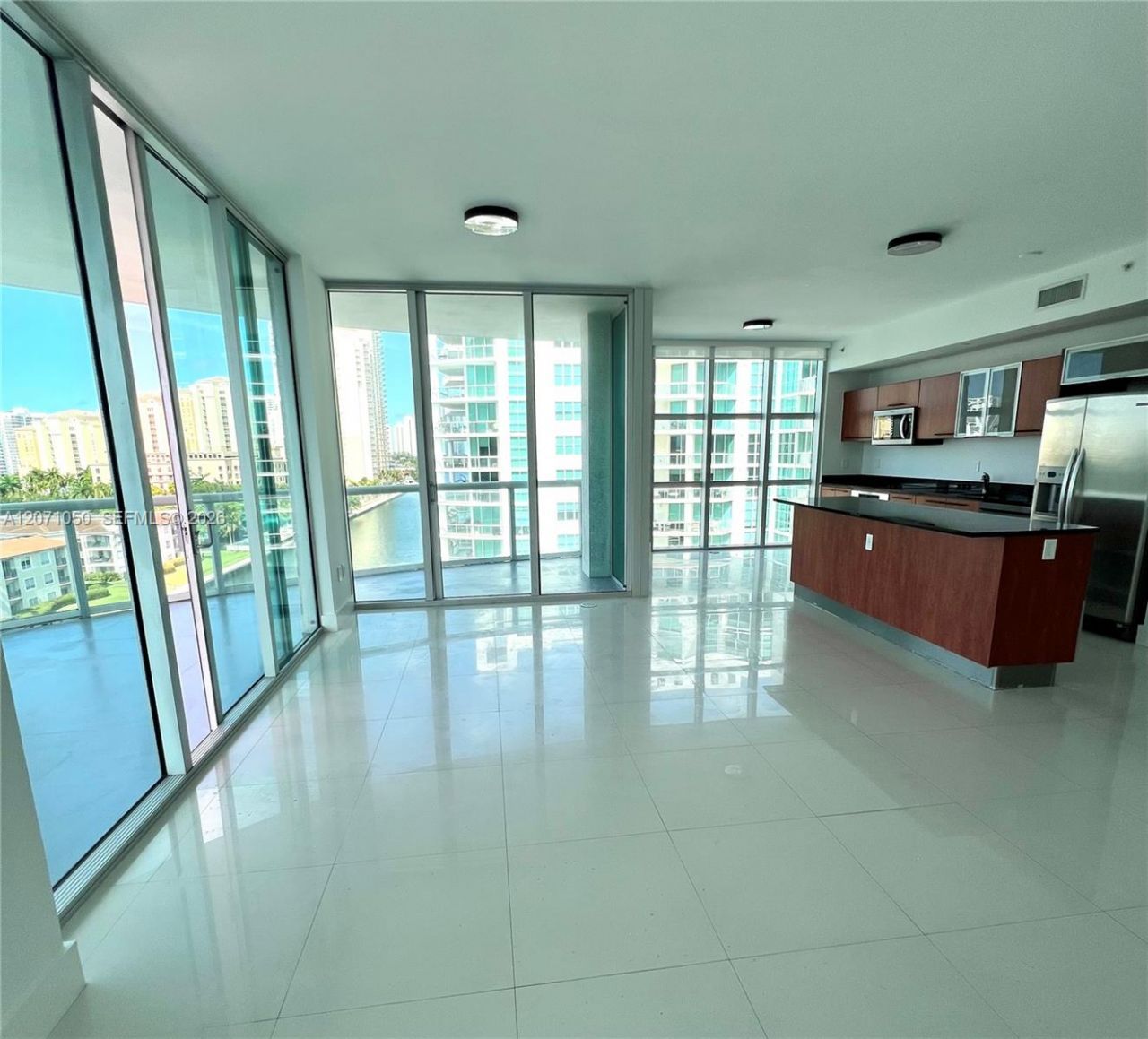 3131 NE 188th St #1-801 , Aventura, FL 33180 Photo
