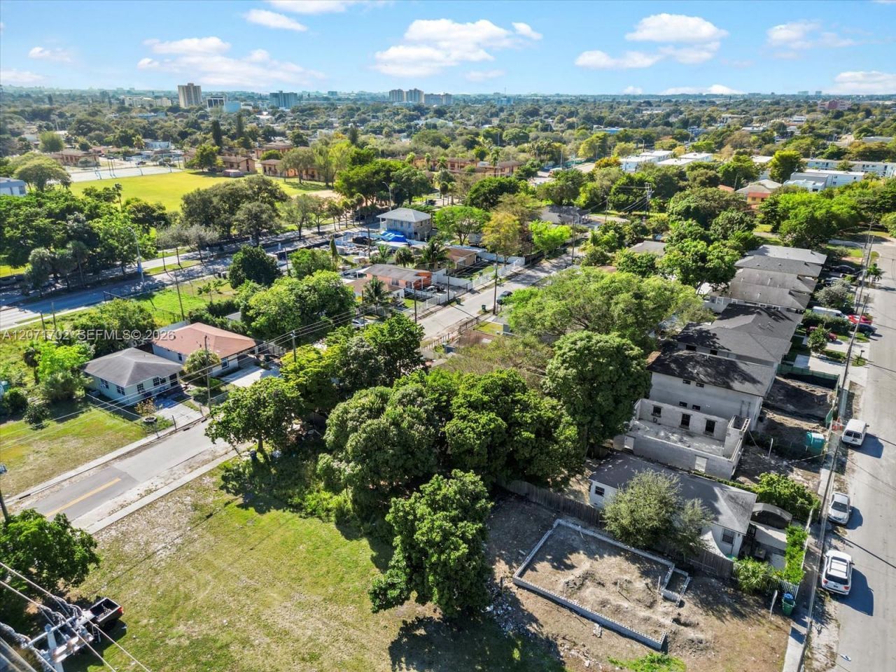 1829 NW 62nd Ter , Miami, FL 33147 Photo