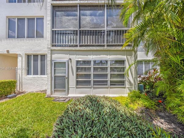 6750 Royal Palm Blvd , Unit 106E, Margate, FL 33063