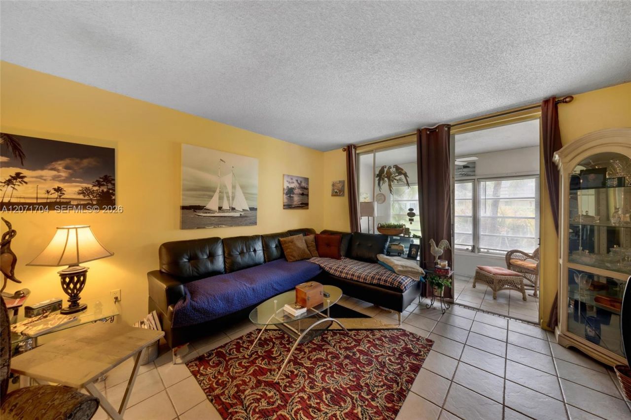 6750 Royal Palm Blvd, Unit 106E, Margate, FL 33063 Photo