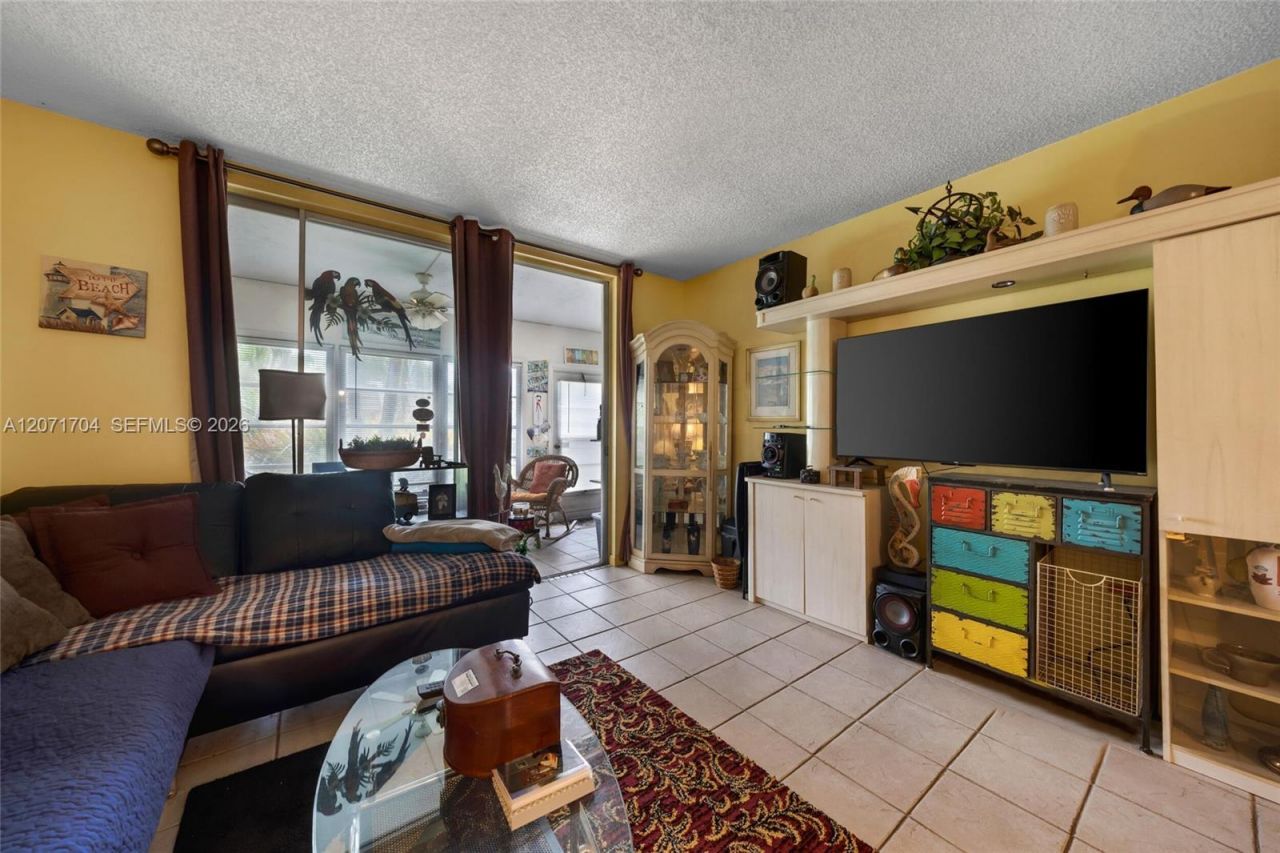 6750 Royal Palm Blvd, Unit 106E, Margate, FL 33063 Photo
