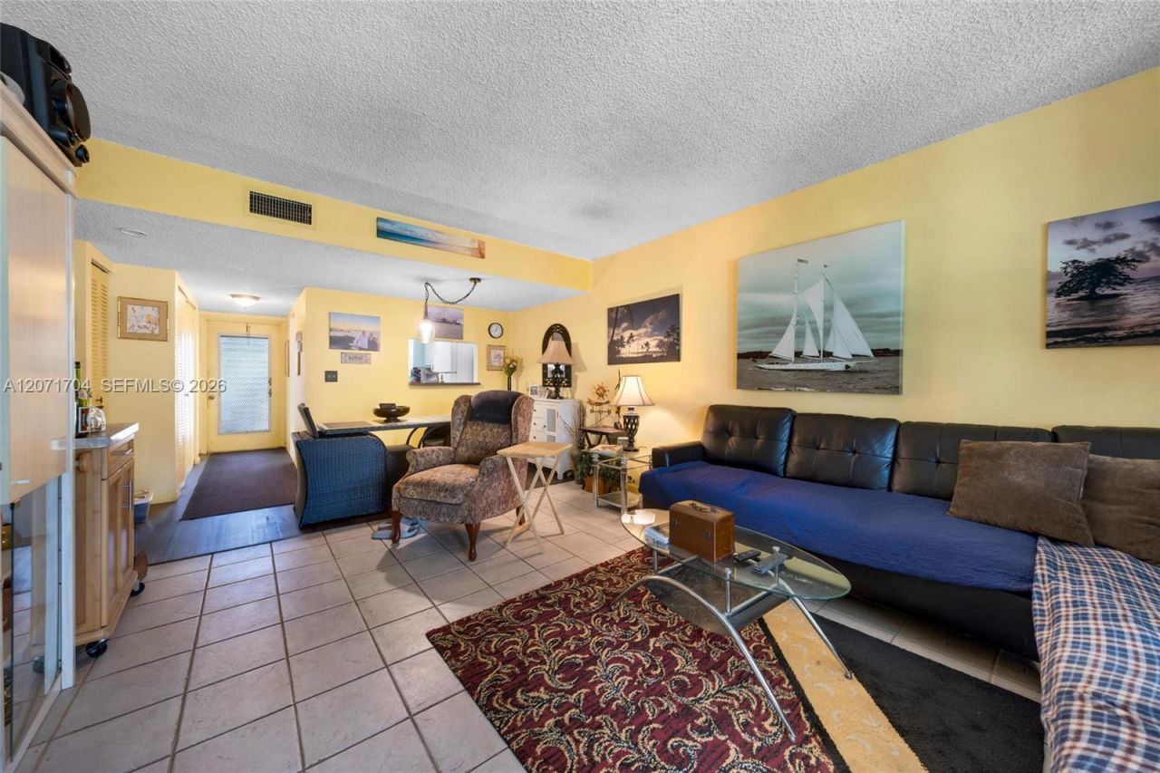 6750 Royal Palm Blvd, Unit 106E, Margate, FL 33063 Photo