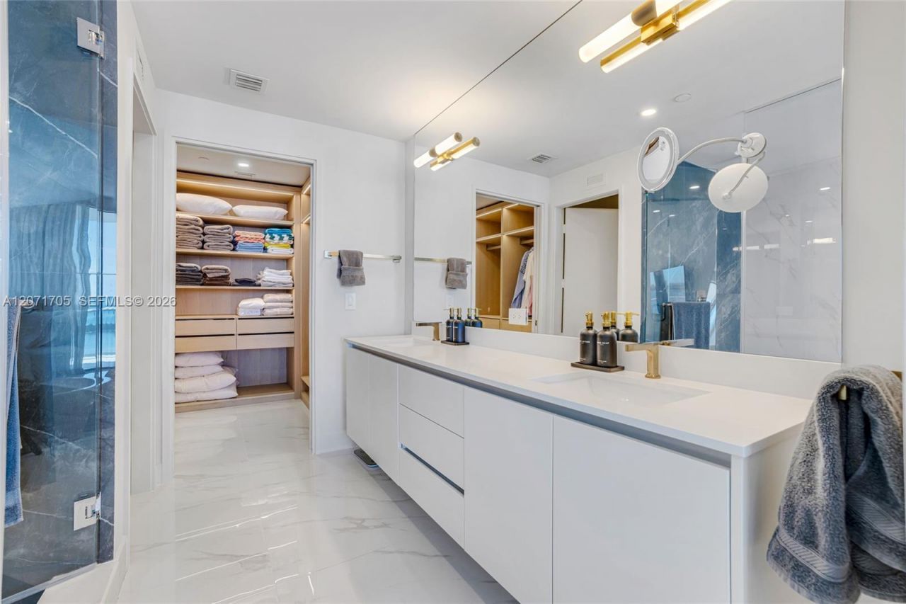 700 NE 24th St, Unit 1107, Miami, FL 33137 Photo