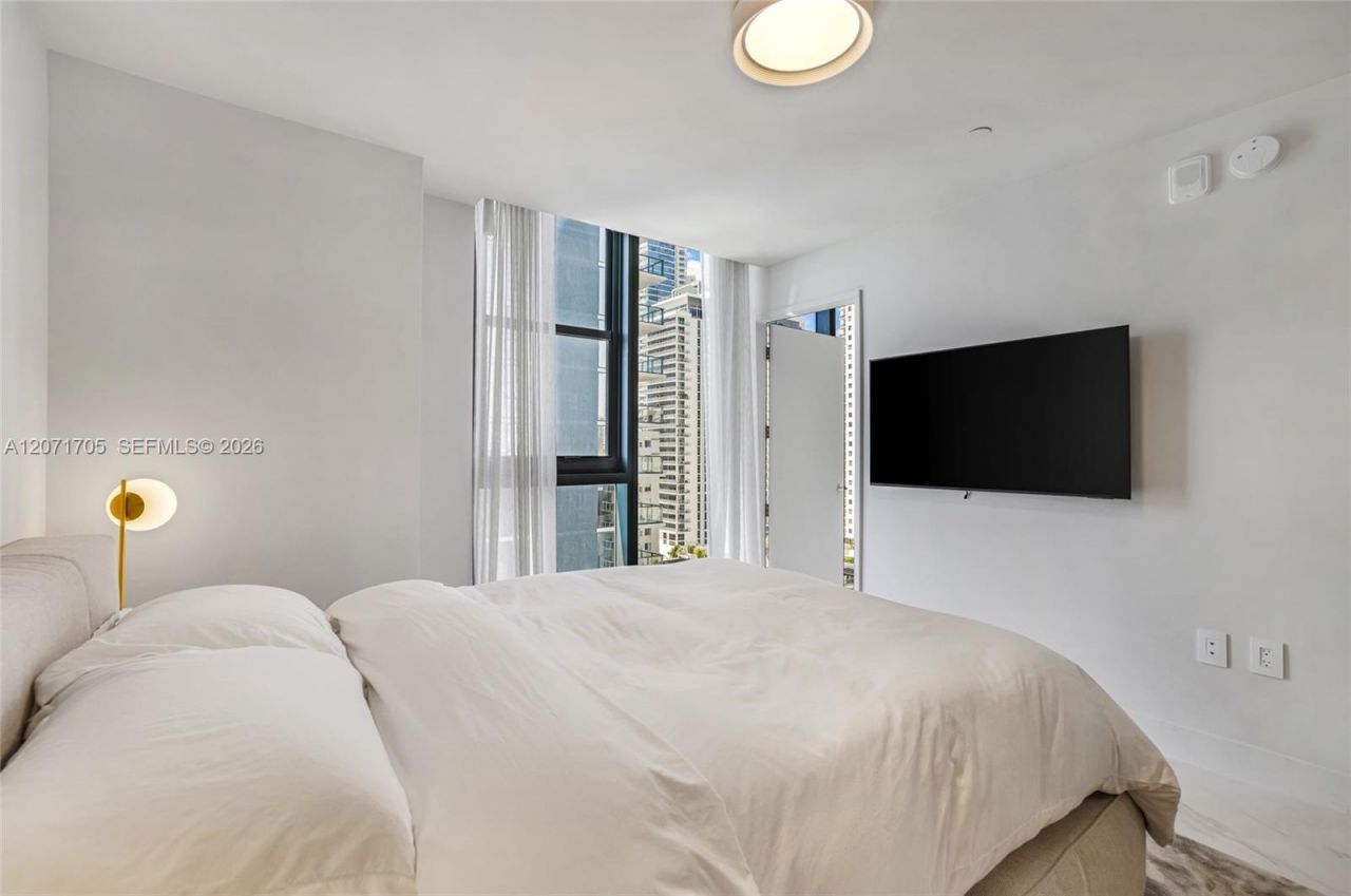 700 NE 24th St, Unit 1107, Miami, FL 33137 Photo