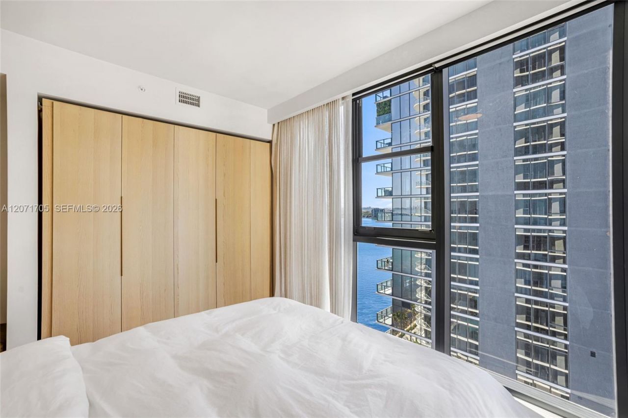 700 NE 24th St, Unit 1107, Miami, FL 33137 Photo