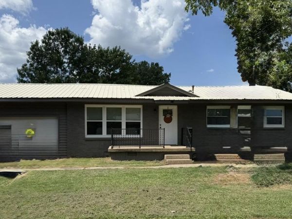 510 N 9th Street , Paragould, AR 72450