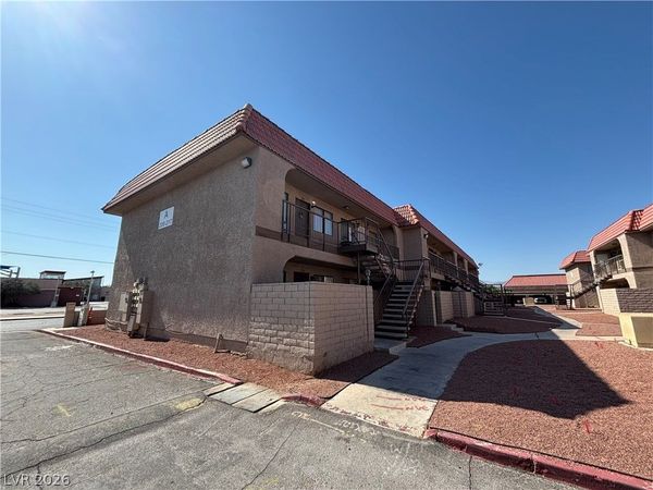 4300 N Lamont Street , Unit 212, Las Vegas, NV 89115