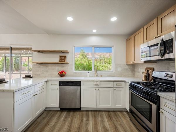 9009 Signal Terrace Drive , Las Vegas, NV 89134