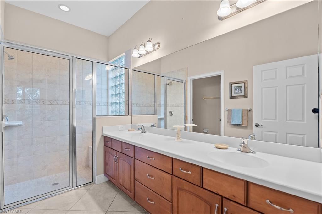 10428 Materita Dr , Fort Myers, FL 33913 Photo