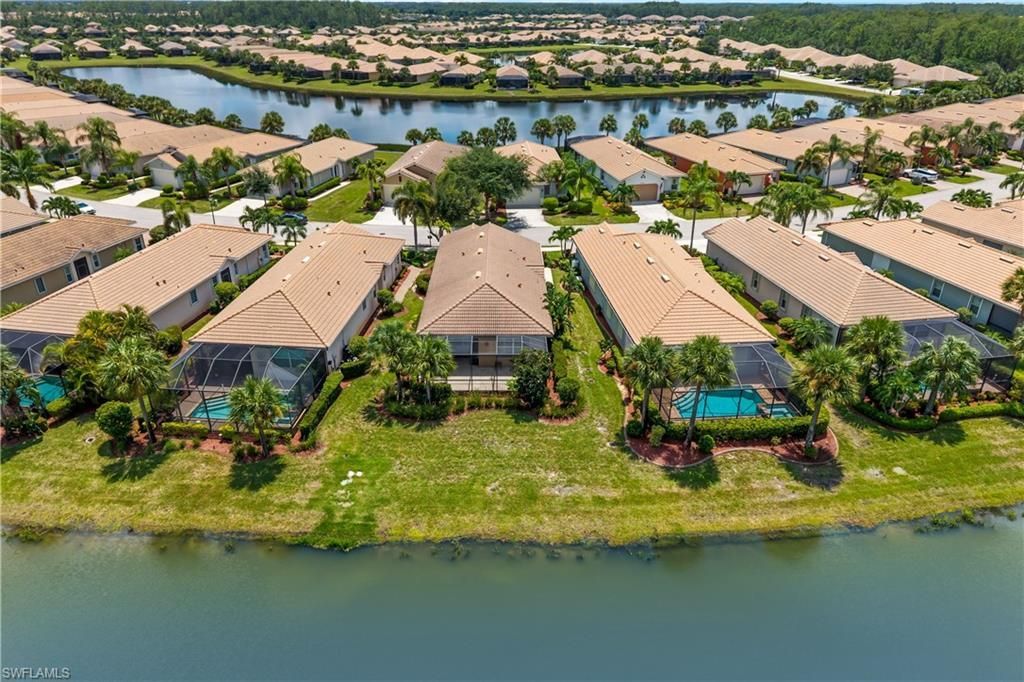 10428 Materita Dr , Fort Myers, FL 33913 Photo