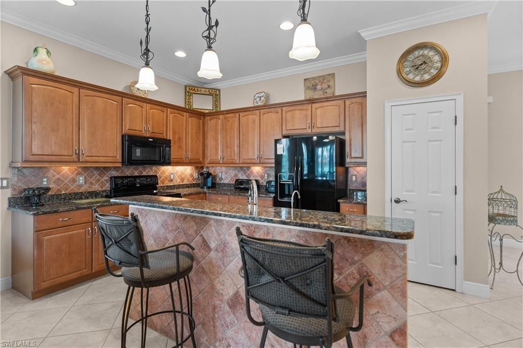 10428 Materita Dr , Fort Myers, FL 33913 Photo