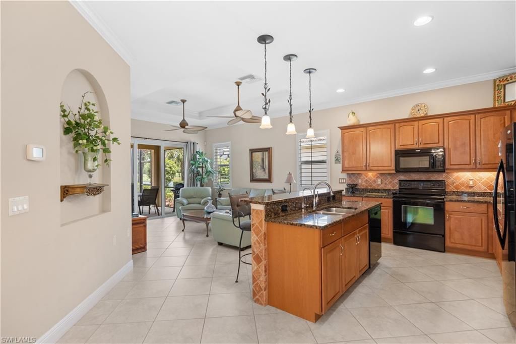 10428 Materita Dr , Fort Myers, FL 33913 Photo