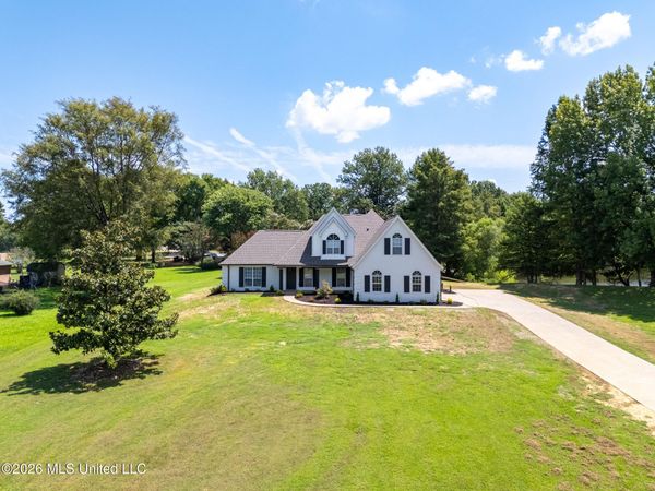 8690 Hunters Run Drive, Olive Branch, MS 38654