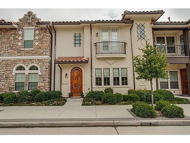 6718 Estrella, Unit 20, Irving, TX 75039 Main Photo