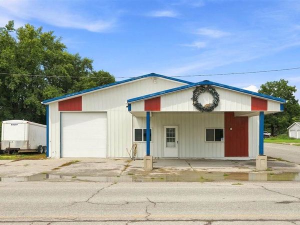 1968 500th Street SW, Kalona, IA 52247