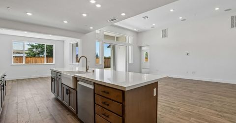 8969 Wickstrom Dr, Orangevale, CA 95662 Photo