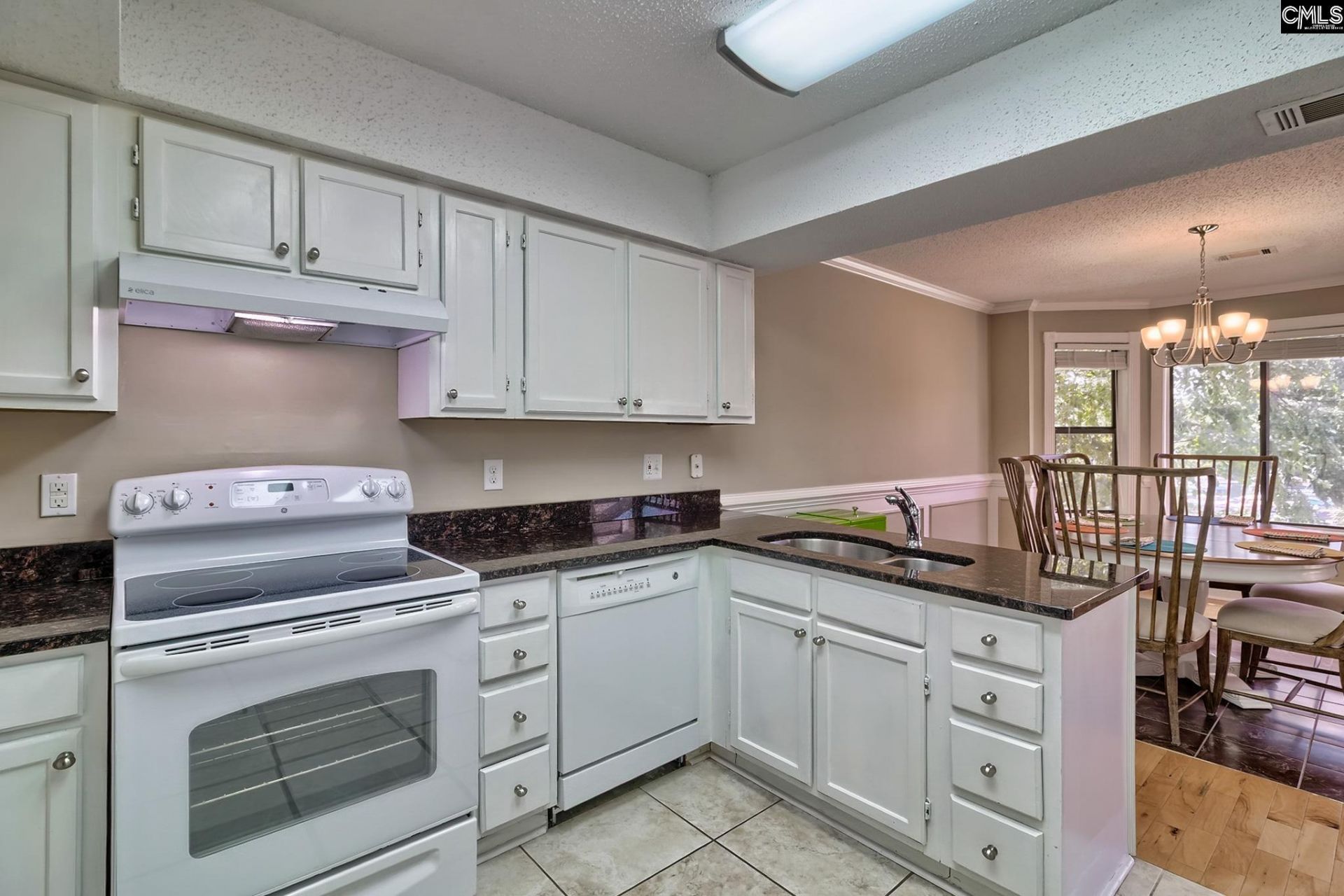 123 Cove Court  Photo 12