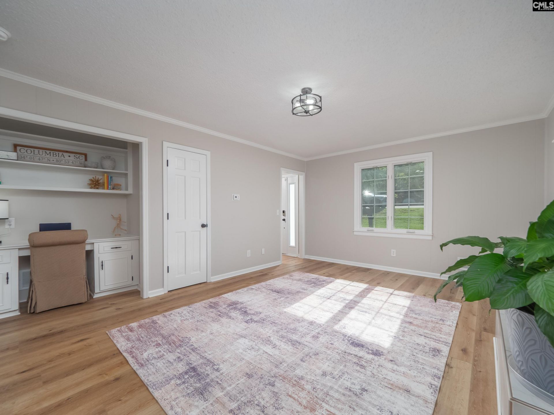 1819 Shadowood Photo 4