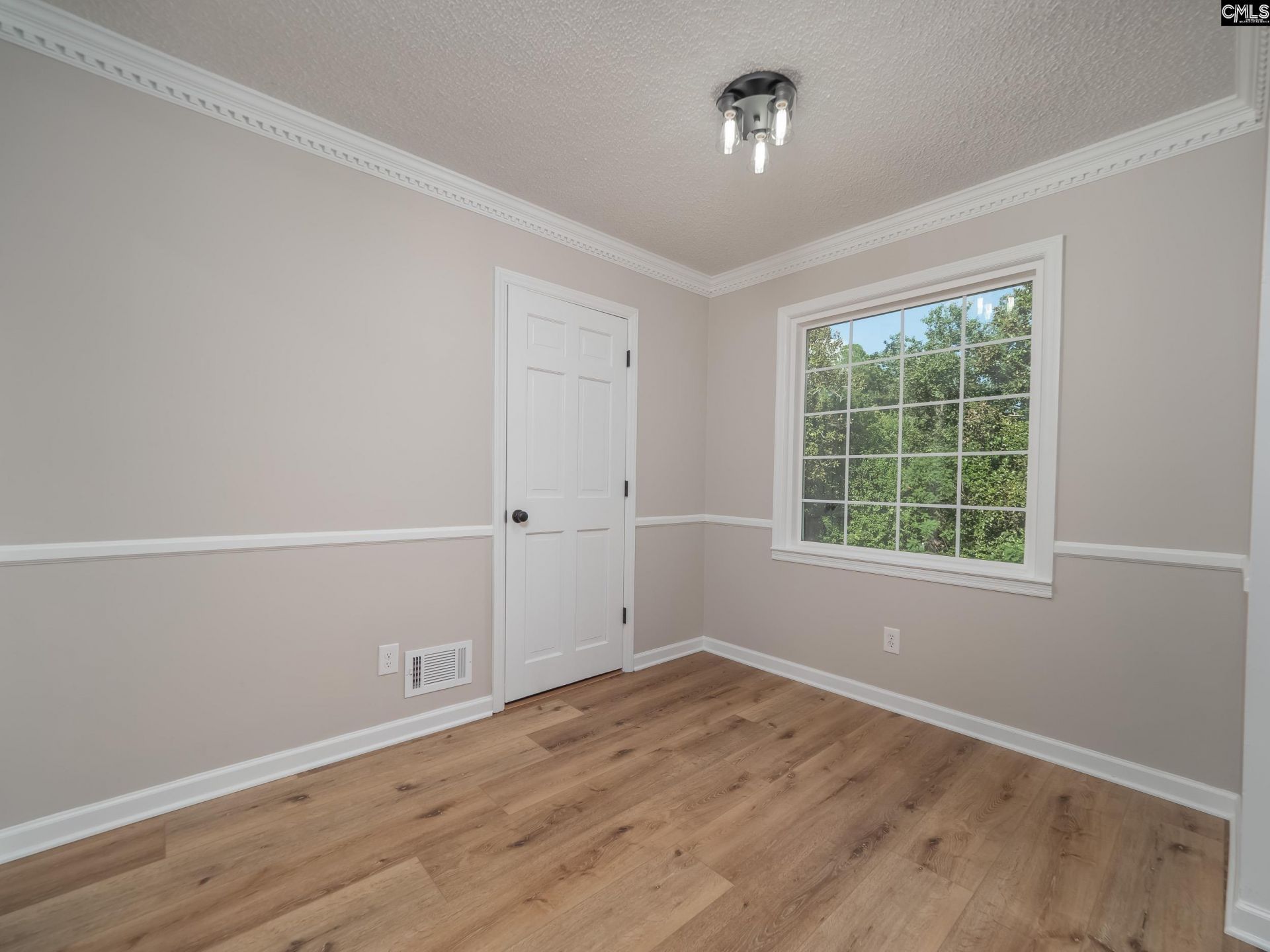 1819 Shadowood Photo 7