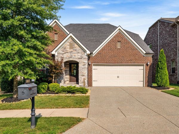 1685 Boardwalk Pl, Gallatin, TN 37066