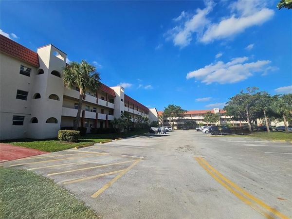 3051 Sunrise Lakes Drive E, Unit 203, Sunrise, FL 33322