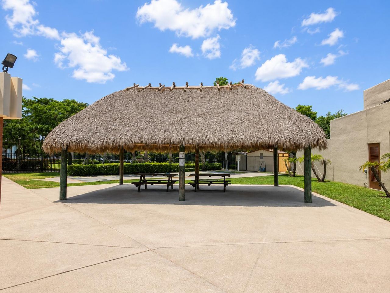 3051 Sunrise Lakes Drive E, Unit 203, Sunrise, FL 33322 Photo