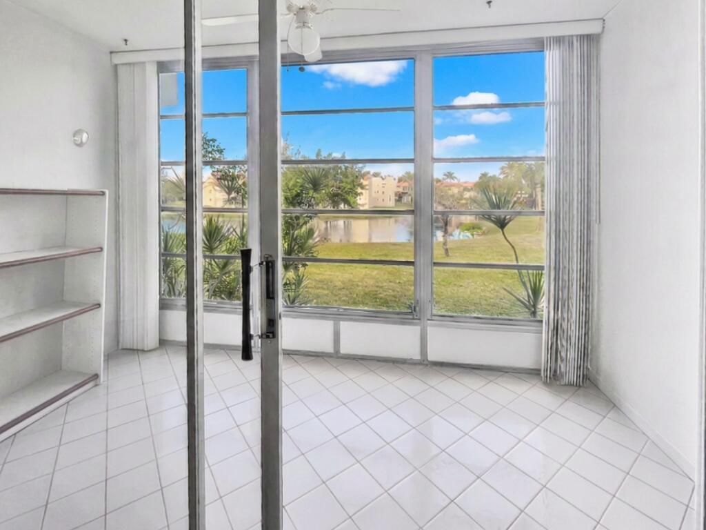 3051 Sunrise Lakes Drive E, Unit 203, Sunrise, FL 33322 Photo
