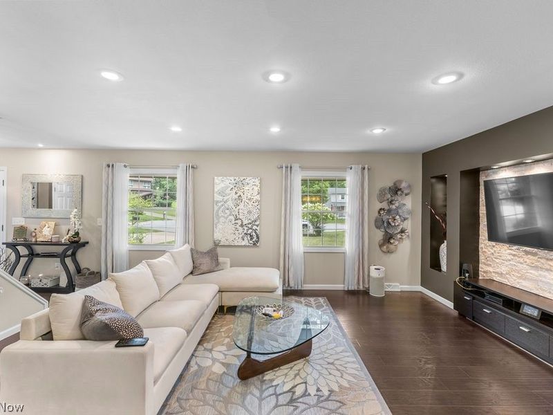 578 Martinique Circle, Stow, OH 44224 Photo 7