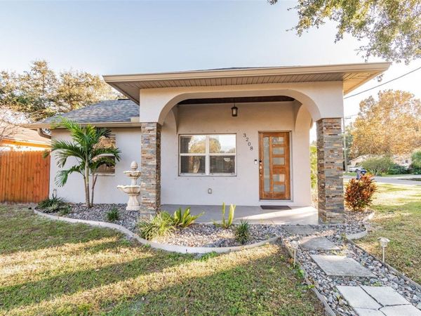 3208 W NAPOLEON AVENUE , TAMPA, FL 33611
