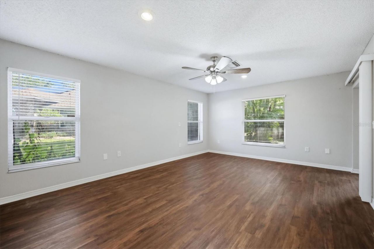 4537 Chimney Creek Drive, Sarasota, FL 34235 Photo