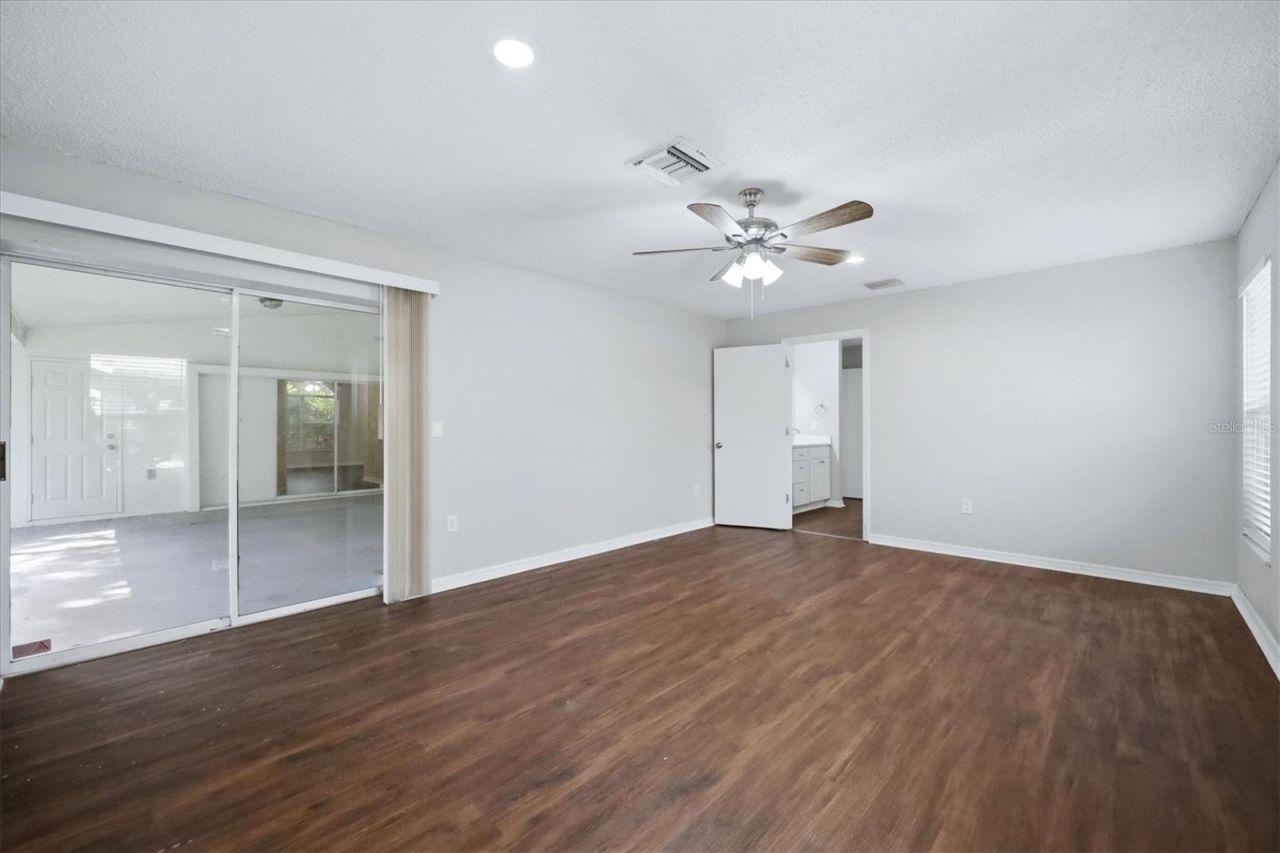 4537 Chimney Creek Drive, Sarasota, FL 34235 Photo