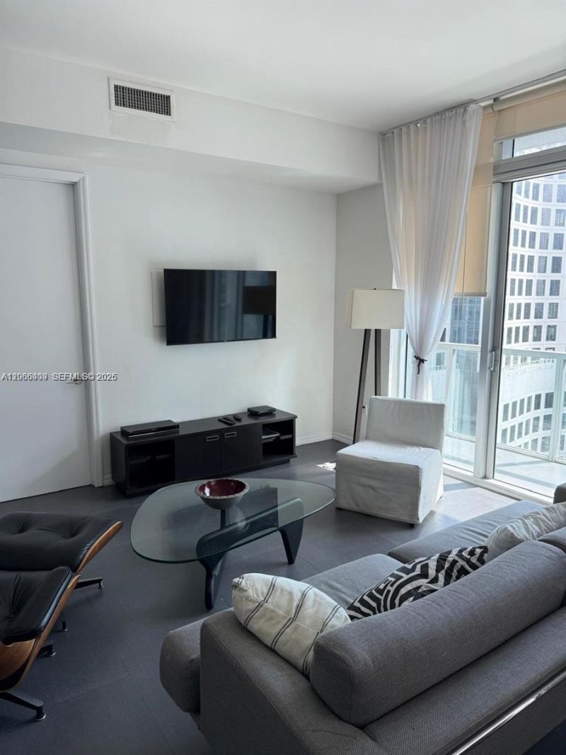 55 SE 6th St , Unit 4102, Miami, FL 33131 Photo